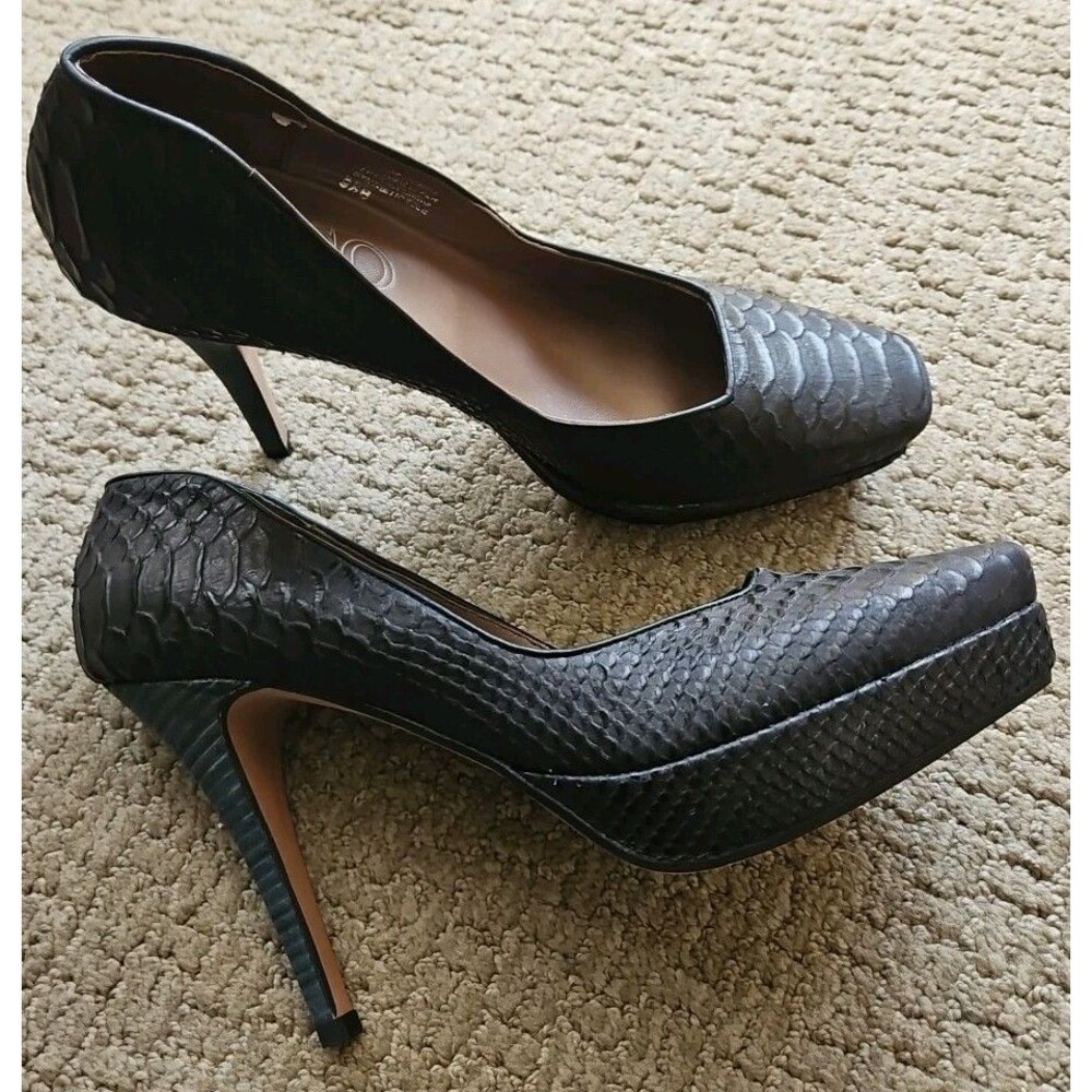 PACO GIL Black Leather Snake Platform Pumps Heels SZ 9.5 NEW